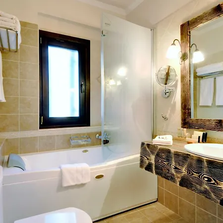 Stevalia & Hotel 3*