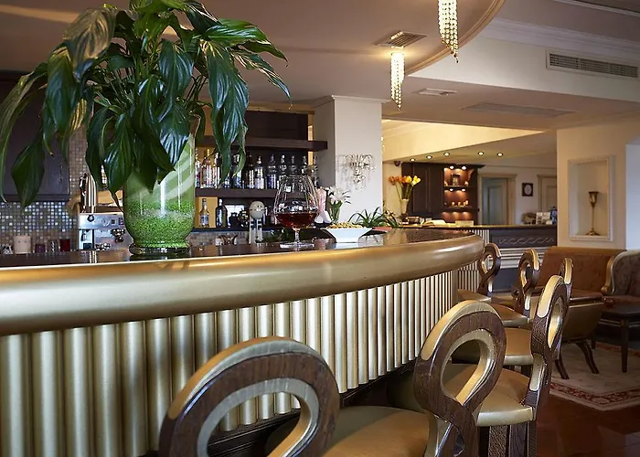 Stevalia & ホテル