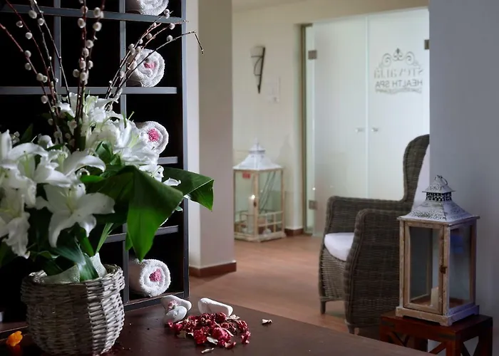 Stevalia & ホテル